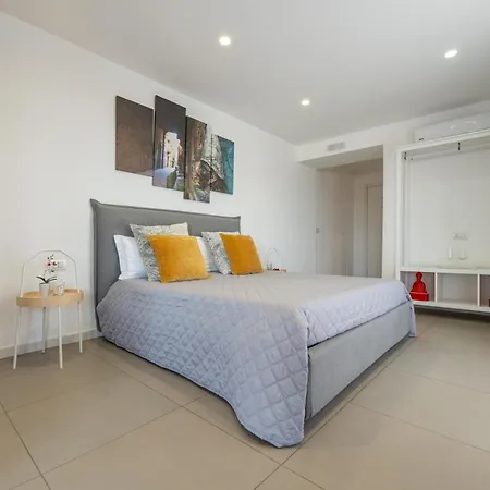 Belvedere Piazzetta House 4* نابولي