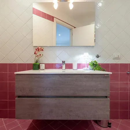 بيت ضيافة Belvedere Piazzetta House 4*